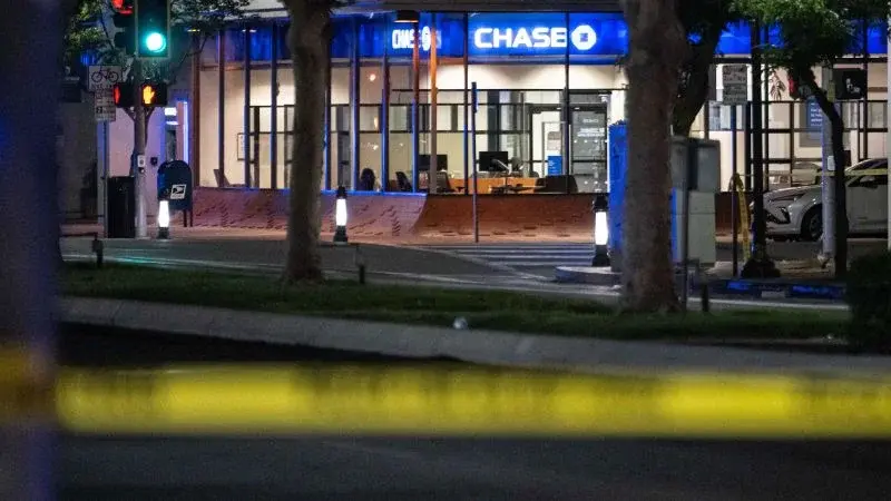 Cryptic threat triggers 15-hour Bakersfield bank hostage standoff ends in FBI takedown