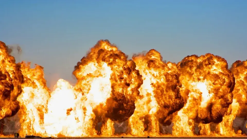 New England Fireball: Meteor's 300-Ton TNT-Equivalent Airburst