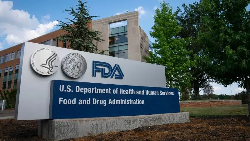 FDA clears Alzheimer's blood test to flag brain changes earlier
