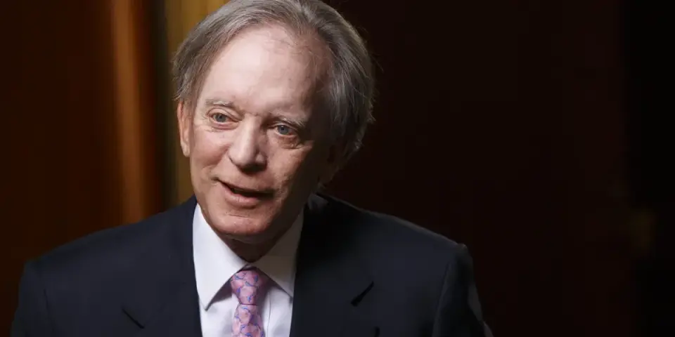 Bill Gross Warns of Bond Volatility as US Debt Hits 100% of GDP