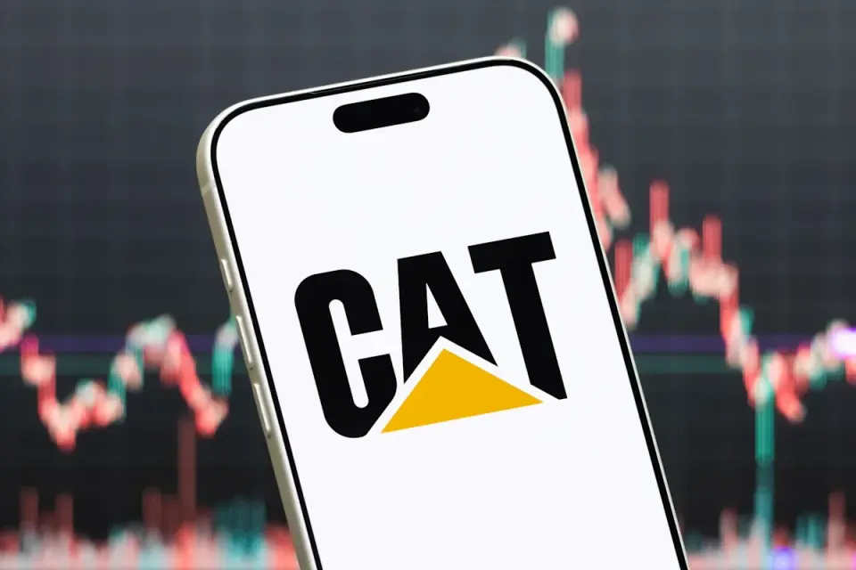 Caterpillar posts record quarterly revenue as backlog swells