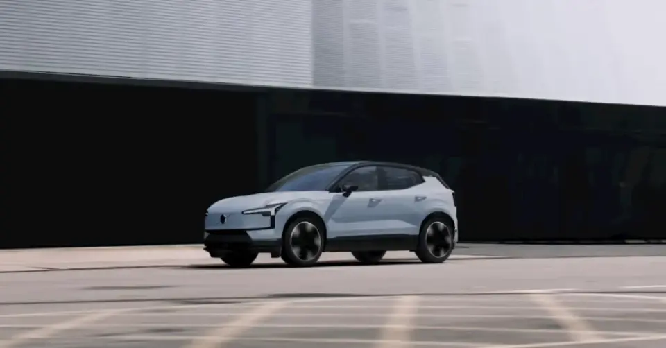 Global EV Sales Diverge: Europe Surges 36% While North America Plunges 33%