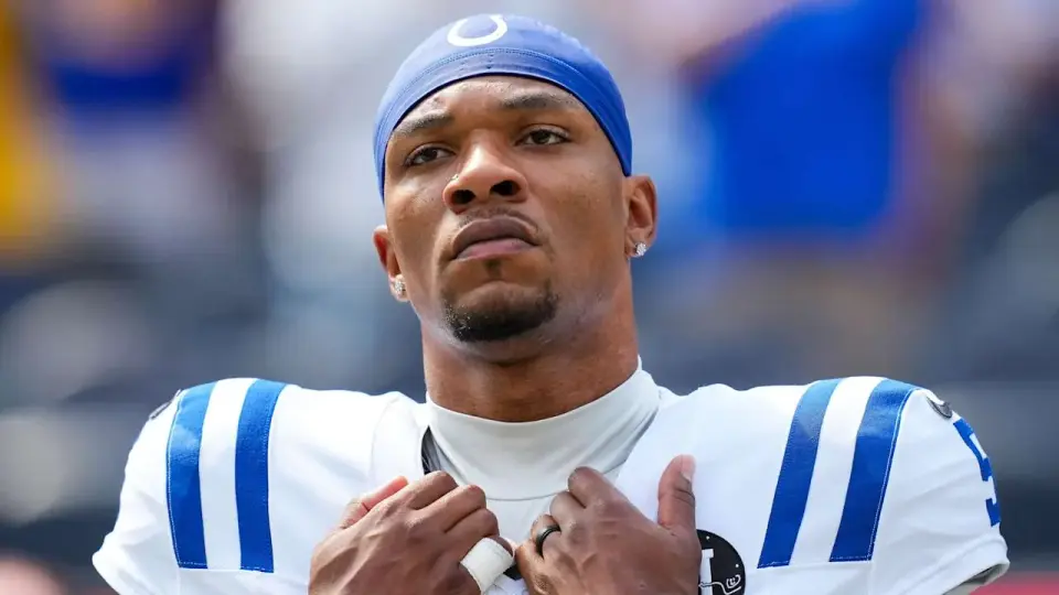Trade chatter persists as Richardson reports to voluntary workouts with Colts