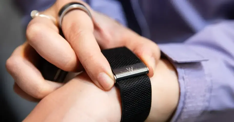 Apple Prototypes Screenless Health Band, But Launch Uncertain Until 2028