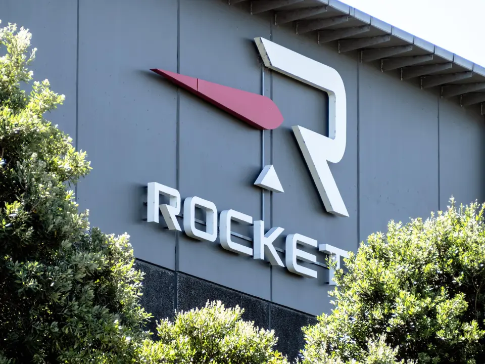 Rocket Lab's Neutron Launch and Iridium Deal Aim to Disrupt SpaceX's Dominance