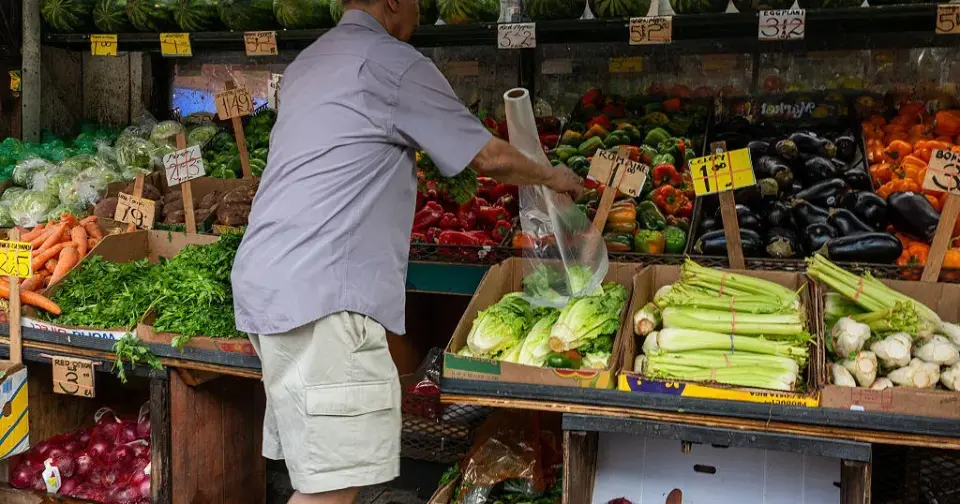 Midterm voters face a food safety crisis as outbreaks and recalls spark political blame