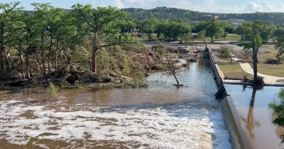 Texas Hill Country Floods Recede as Rescues Continue and Two Die