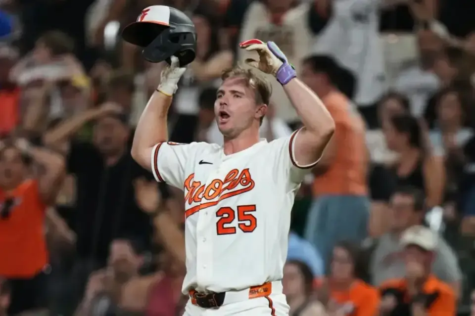 Orioles push for foul-pole tech after Alonso call stands
