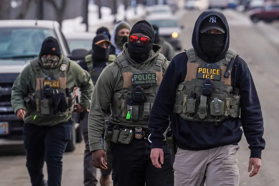 ICE to equip officers with shock-glove tech for field compliance
