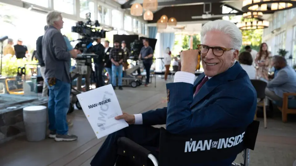 Netflix Confirms 'A Man on the Inside' Will Conclude With Season 3