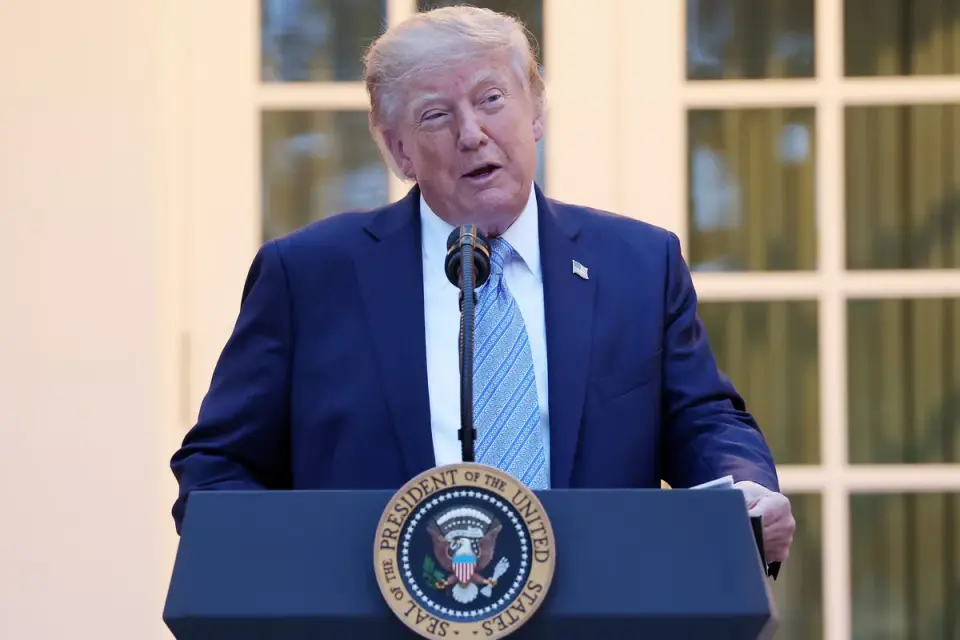 Trump jokes he could ban fishing during White House dinner