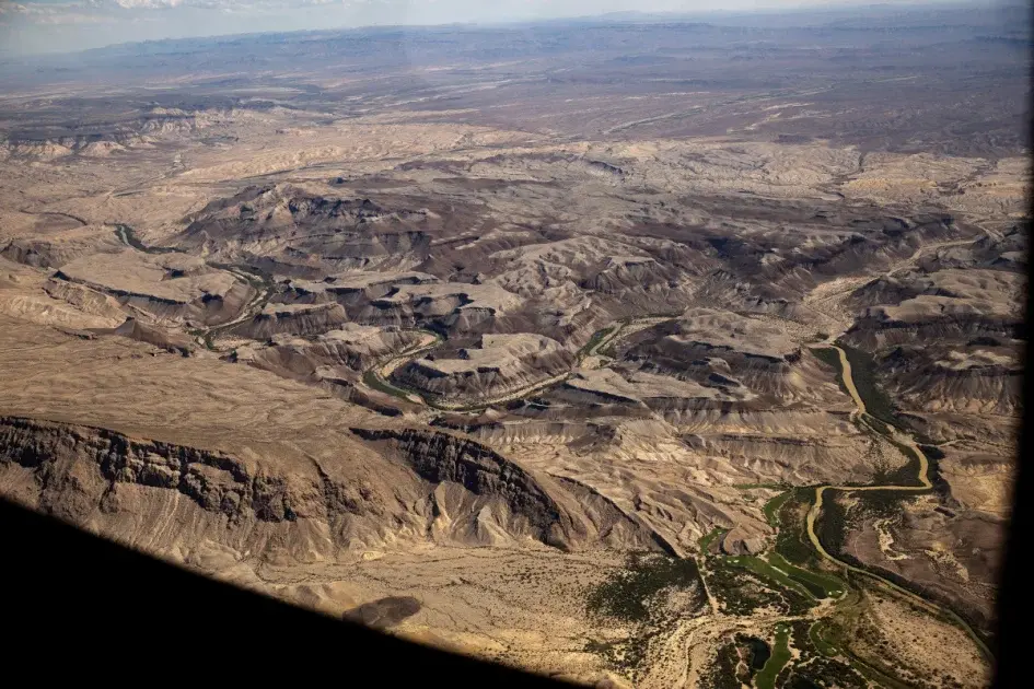 Paxton silent as Big Bend border-wall dispute roars through Texas politics