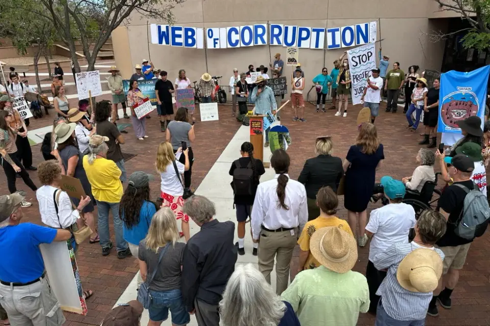 Data centers spark cross-state debates over water, power, and local control