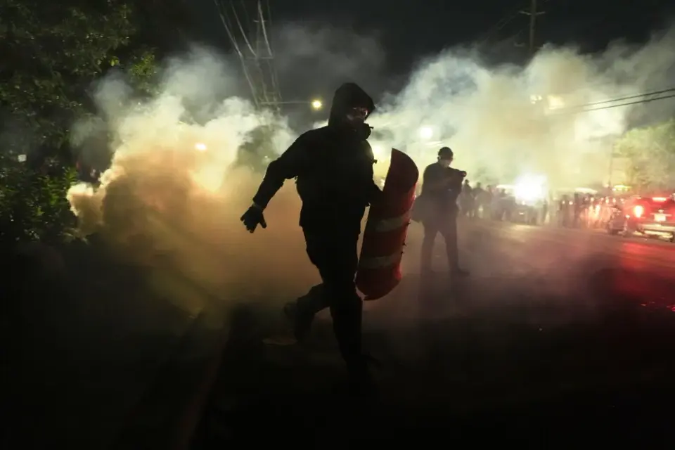 Protests flare outside New Jersey immigration detention center amid policy backlash