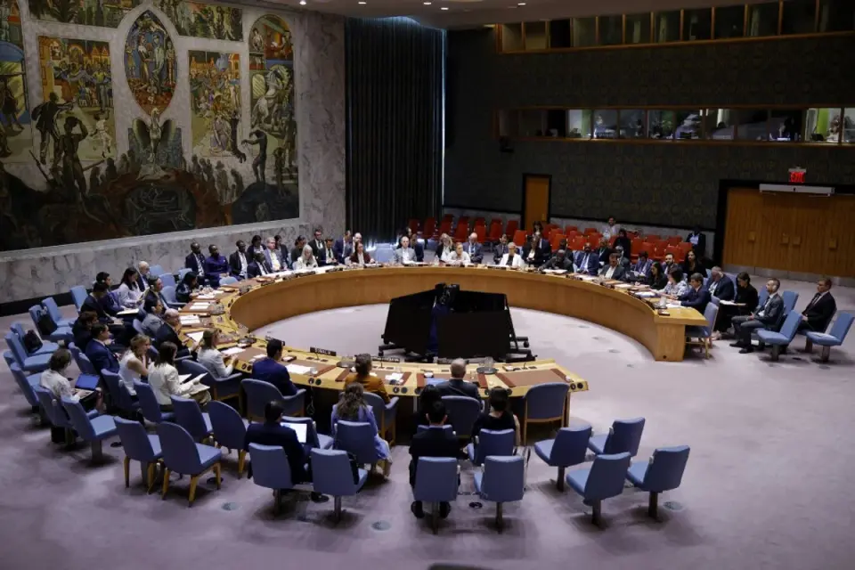 Ukraine Demands UN Security Council Action After Deadly Russian Strikes Kill 25