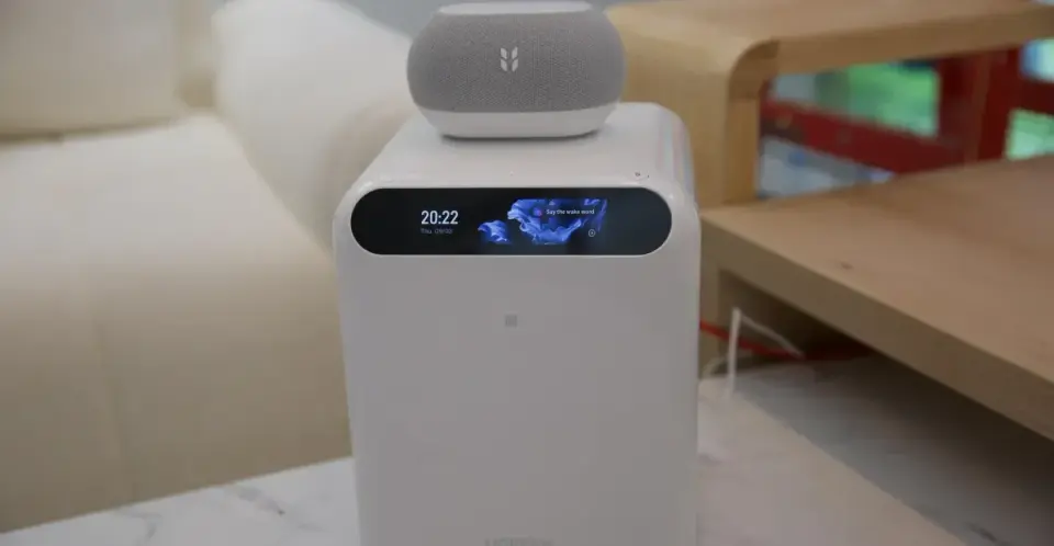 Ugreen Launches Local AI Smart Home Hubs with High Price Tags