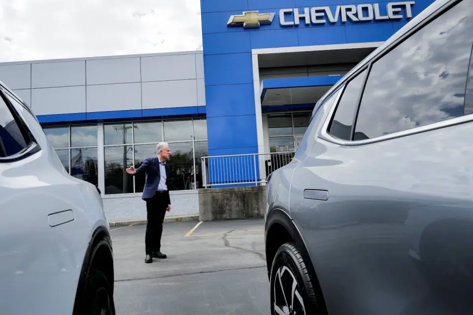 Editorial Board: Weaker Fuel Rules Won't Halt EV Market Shift