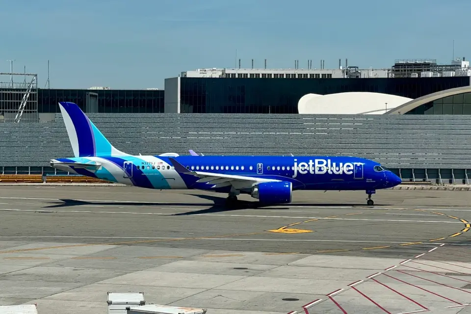 JetBlue Unveils 'BlueFirst' Domestic Cabin with Collins Seats and Tuft & Needle Foam