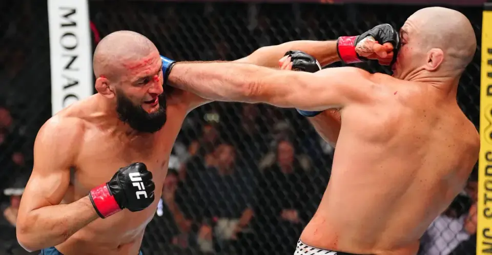 Strickland Edges Chimaev in UFC 328: Not a Robbery, Just a Close Split