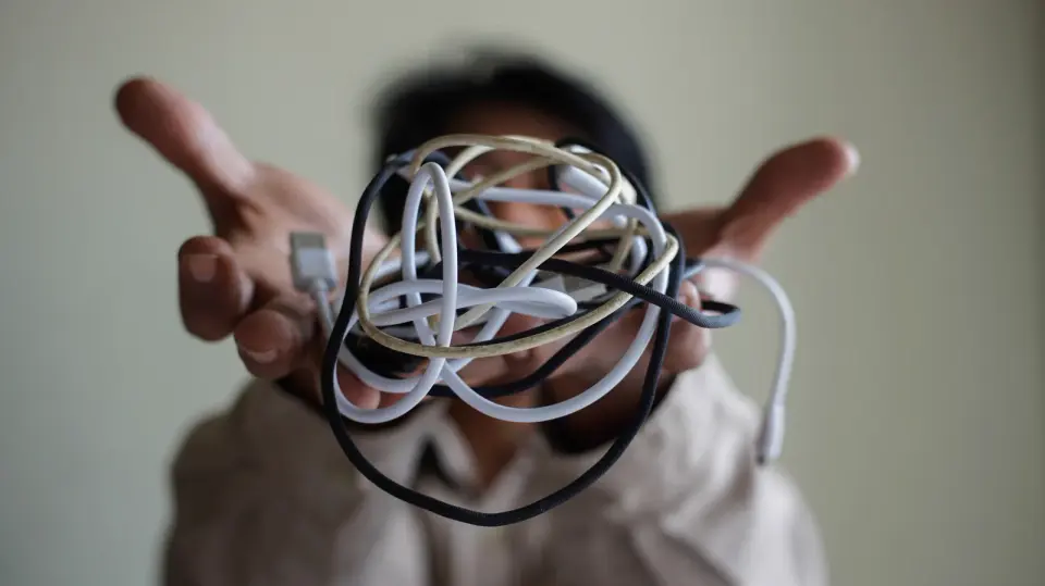 Four USB-C Gadgets to Tackle Desk Cable Clutter