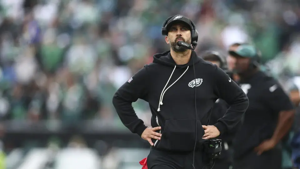 Eagles Collapse in Second Half, Falling to Rams 24-20