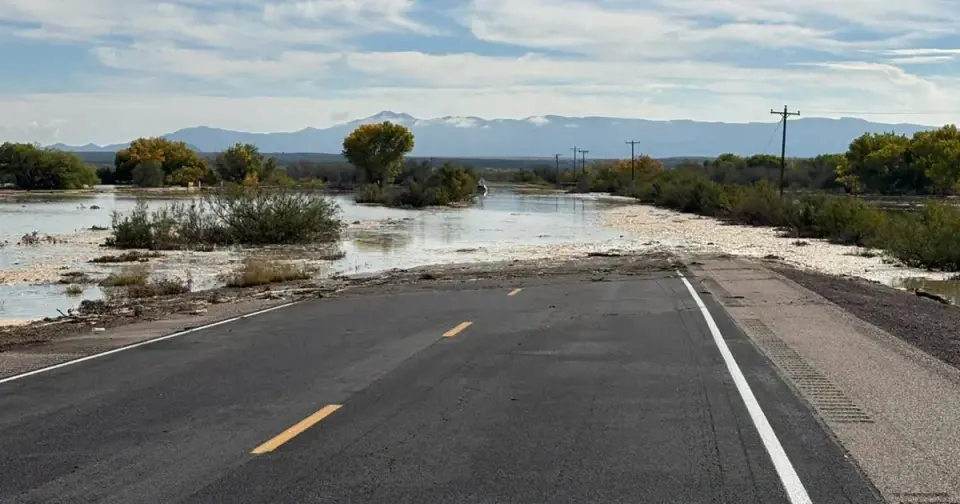 Four Corners Floods: $300M Damage, Federal Aid, and Contaminated Waters