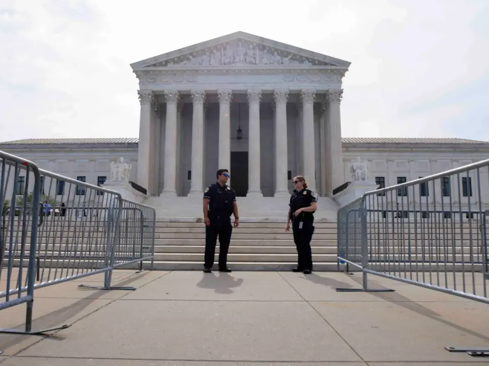 Supreme Court Keeps Birthright Citizenship, Blocks Trump Plan