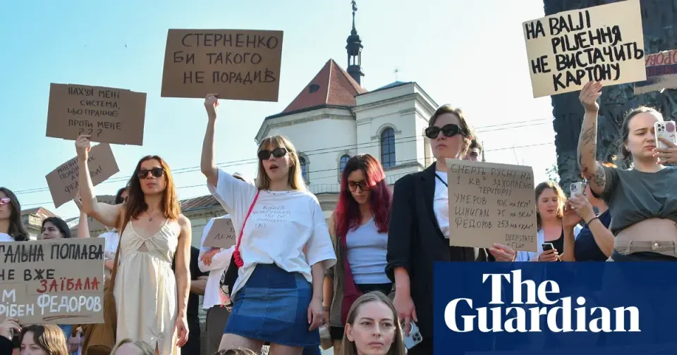 Zelenskyy Defends Shake-Up as Ukraine Faces Protests Over Defence Minister Dismissal
