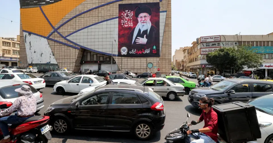 Iran Hardens Conditions for Reopening Hormuz as Oman Talks Weave Through Delays
