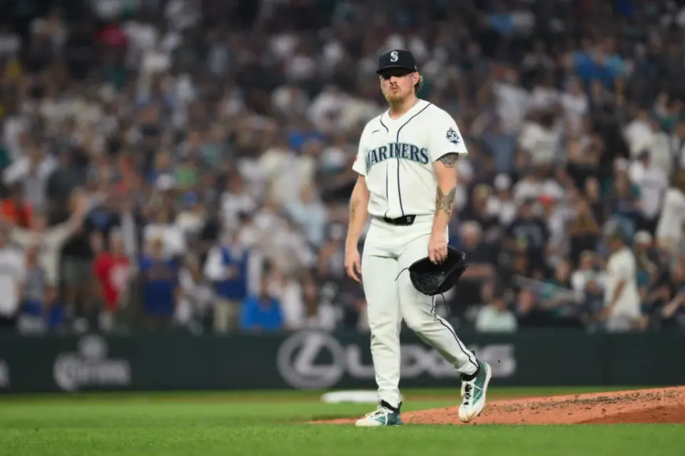 Speier Receives Three-Game Suspension for Intentional Pitch at Torres; Wilson Also Suspended