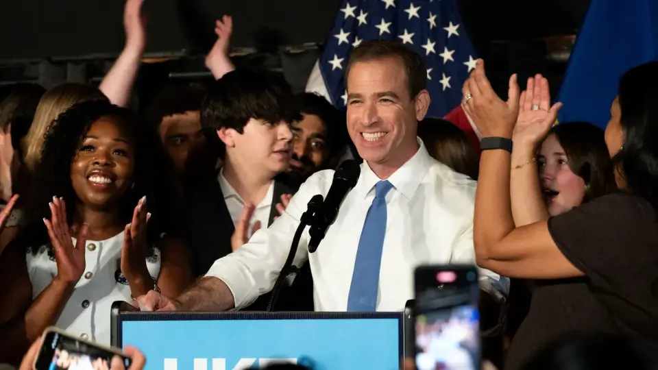 Anti-establishment wave thins old guard as Democrats' primaries reshape the bench