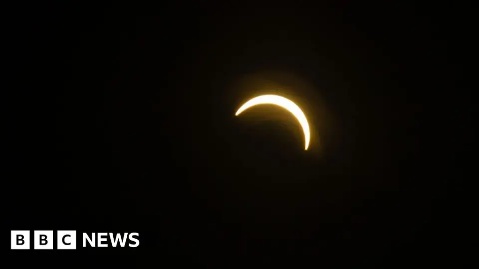 South East skies light up as 90% solar eclipse captivates crowds