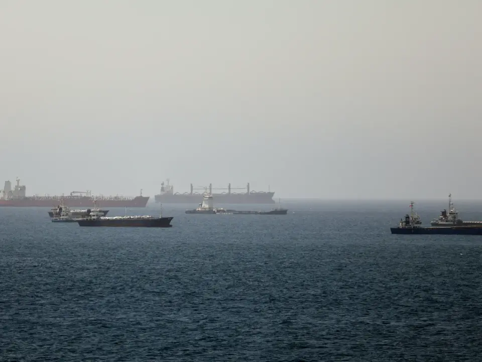 Oil spikes as Hormuz attack halts evacuation amid Iran-US-Israel tensions