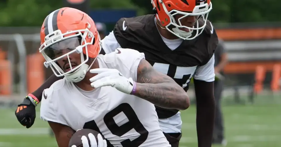 Browns release Cedric Tillman as 53-man roster cutdown begins