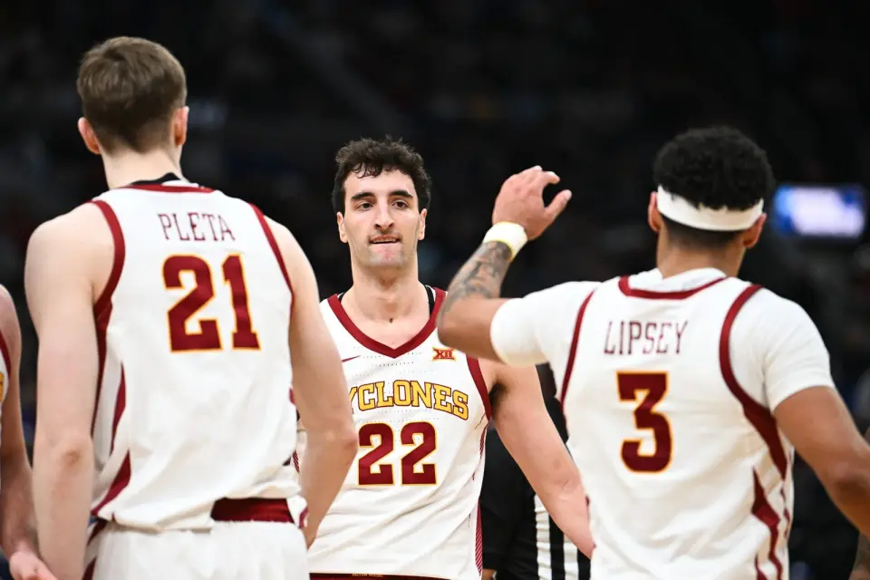 Momcilovic Sets NBA Draft Course, Enters Transfer Portal; Otzelberger Responds