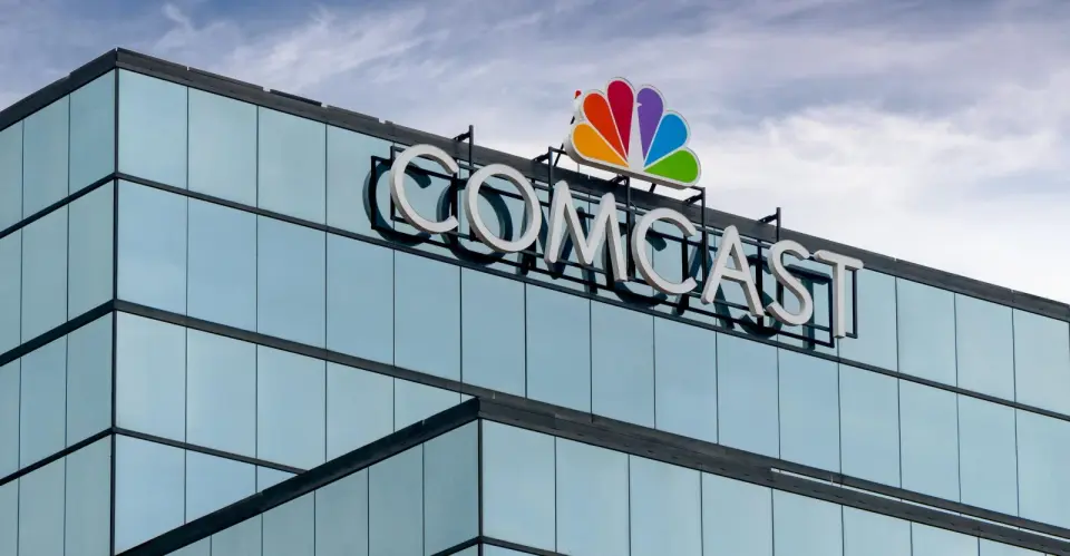 Comcast to Spin NBCUniversal into Standalone Firms