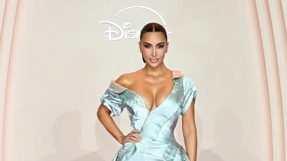 Kim Kardashian's esophagitis diagnosis stirs family fears over father's cancer legacy