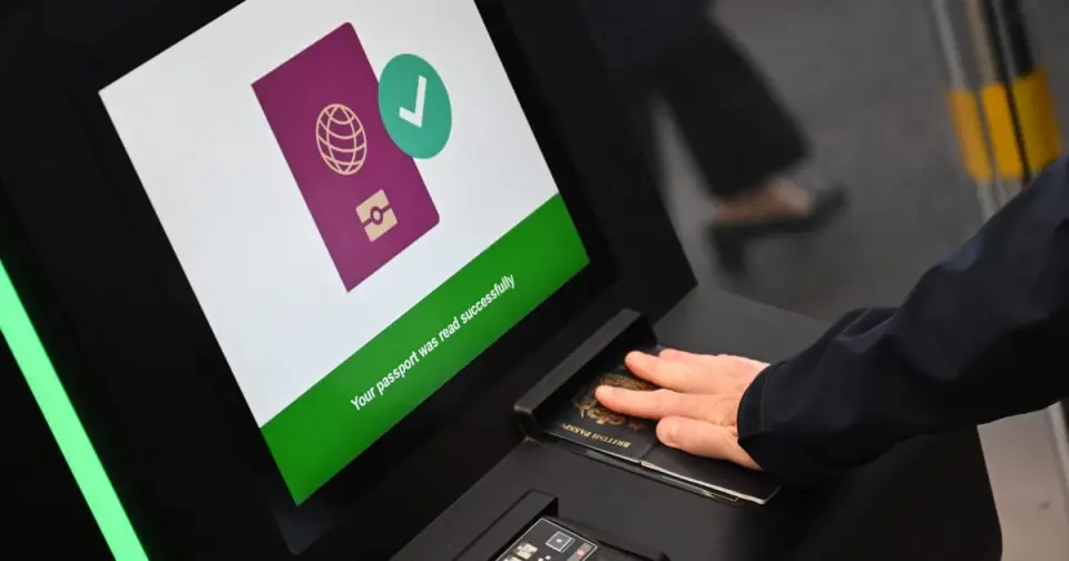 EU Prepares January Visa Overhaul to Block Russian Hybrid Threats