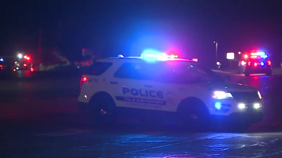High-speed crash in northwest Albuquerque kills three, leaves one with severe burns