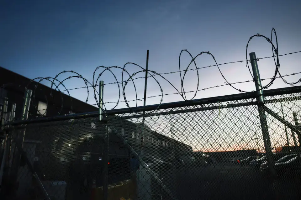 Supreme Court to Decide Legality of ICE’s Mandatory Detention Policy