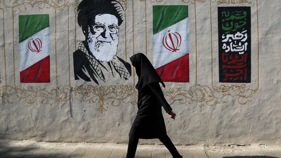 Rubio declares Iran nuclear talks stalled as US weighs pre-midterm strikes