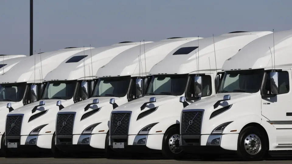 Toyota Joins Hydrogen Truck Push With Volvo and Daimler, Eyes Fuel-Cell Fleet Despite Refueling Hurdles