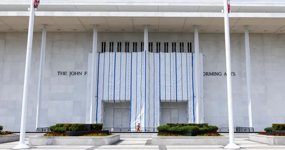White House invokes presidential communications privilege to block Beatty’s Kennedy Center discovery