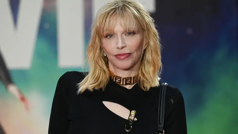 Courtney Love Reveals Near-Death Health Crisis From 2019