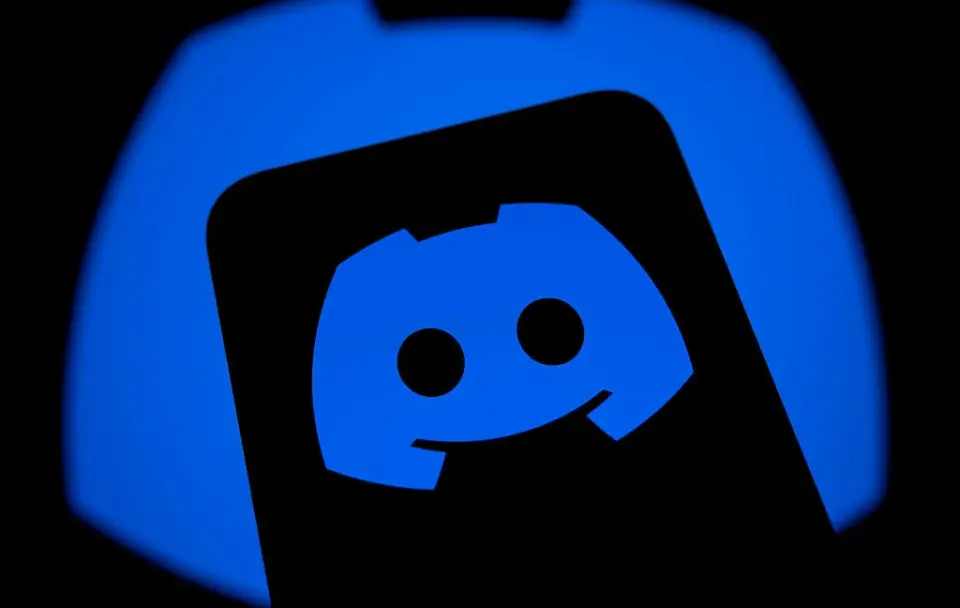 Discord's Age-Verification Gaps Exposed in Dad's Nightmarish Hack Rescue