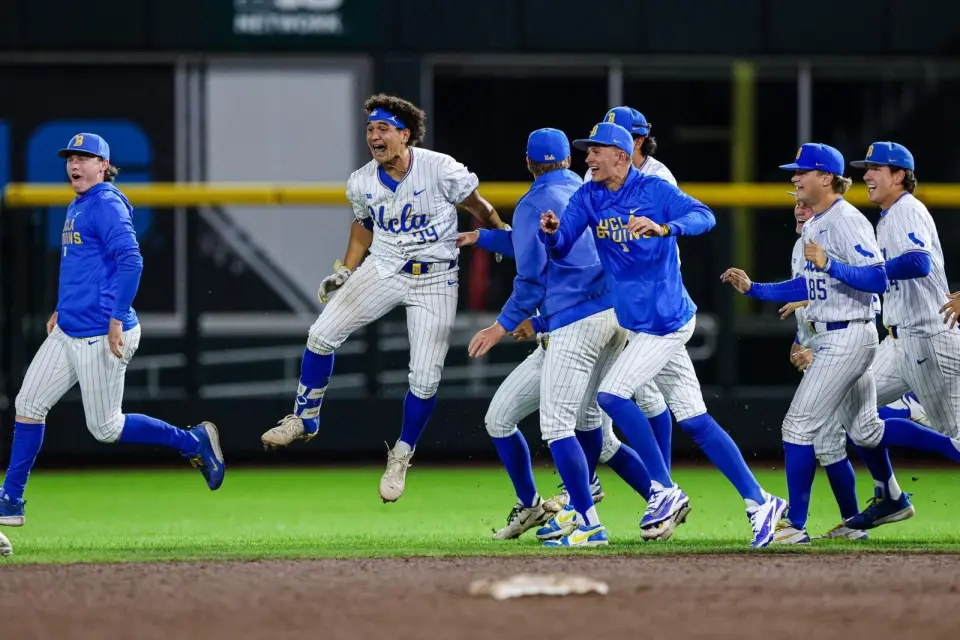 Levu's Ninth-Inning Walk-Off Sac Fly Sends No. 1 UCLA to Big Ten Semis