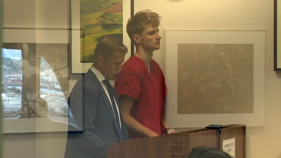 Bellevue man pleads not guilty in Lakemont mansion trafficking case