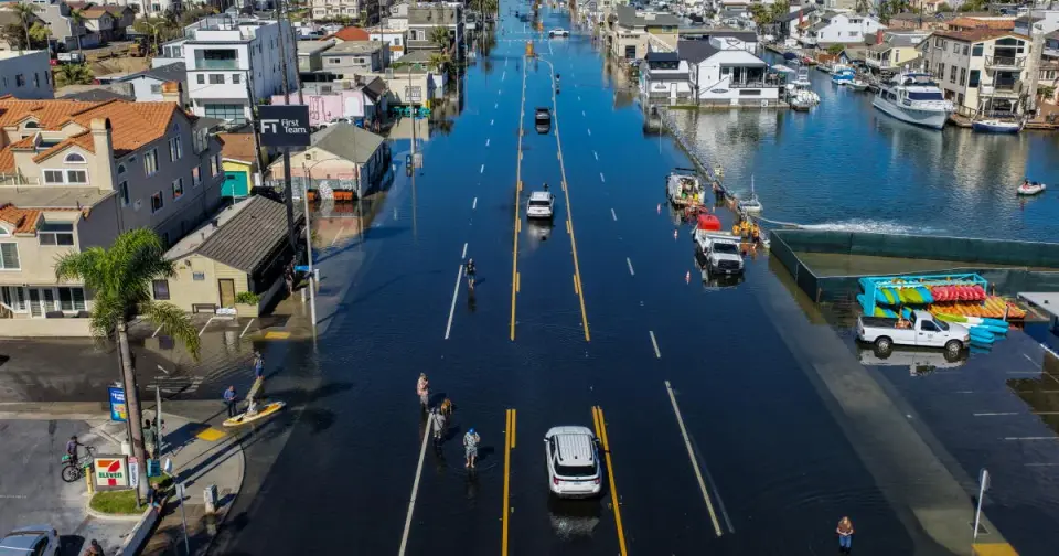 El Niño Drives Record Tides Across California, Extending Flood Advisories Through Weekend