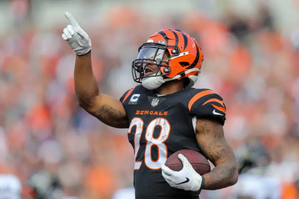 Seahawks Revisit Joe Mixon Signing After Initial Physical Rejection