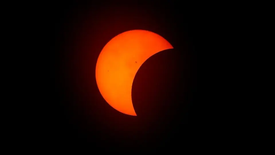 Maine skies set for Wednesday: partial solar eclipse amid Perseids peak